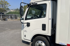 江铃E顺达 2025款 纯电动 4X2 液刹 3.8米单排厢式轻卡 中创新航50.38kWh