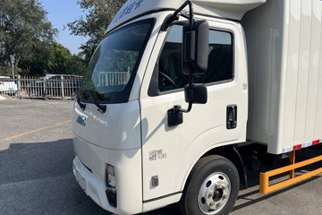 ����E˳�� 2025�� ���綯 4X2 Һɲ 3.8�׵�����ʽ�Ῠ �д��º�50.38kWhͼƬ