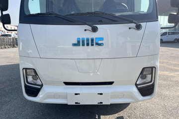 ����E˳�� 2025�� ���綯 4X2 Һɲ 3.8�׵�����ʽ�Ῠ �д��º�50.38kWhͼƬ