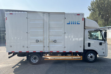 ����E˳�� 2025�� ���綯 4X2 Һɲ 3.8�׵�����ʽ�Ῠ �д��º�50.38kWhͼƬ