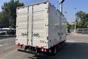 ����E˳�� 2025�� ���綯 4X2 Һɲ 3.8�׵�����ʽ�Ῠ �д��º�50.38kWhͼƬ