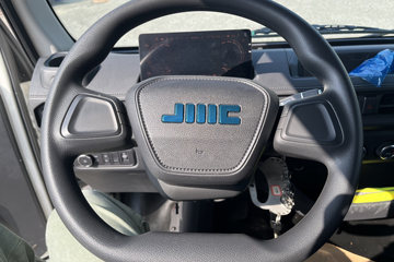 ����E˳�� 2025�� ���綯 4X2 Һɲ 3.8�׵�����ʽ�Ῠ �д��º�50.38kWhͼƬ