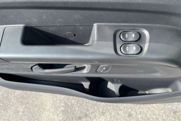 ����E˳�� 2025�� ���綯 4X2 Һɲ 3.8�׵�����ʽ�Ῠ �д��º�50.38kWhͼƬ