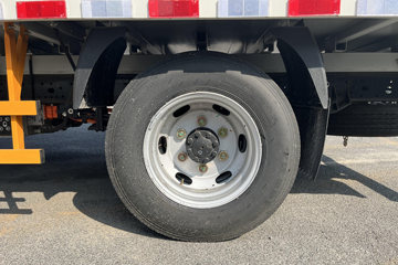 ����E˳�� 2025�� ���綯 4X2 Һɲ 3.8�׵�����ʽ�Ῠ �д��º�50.38kWhͼƬ