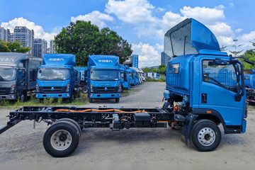 ����HOWO�Ῠ���� 4.15�׵��Ŵ��綯�����Ῠ ����ʱ��100.46kWhͼƬ