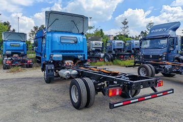 ����HOWO�Ῠ���� 4.15�׵��Ŵ��綯�����Ῠ ����ʱ��100.46kWhͼƬ