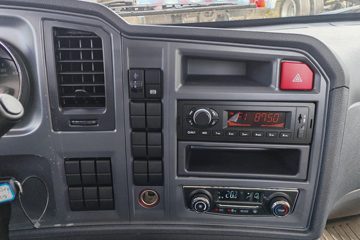 ����HOWO�Ῠ���� 4.15�׵��Ŵ��綯�����Ῠ ����ʱ��100.46kWhͼƬ