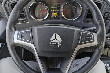 ����HOWO�Ῠ���� 4.15�׵��Ŵ��綯�����Ῠ ����ʱ��100.46kWhͼƬ