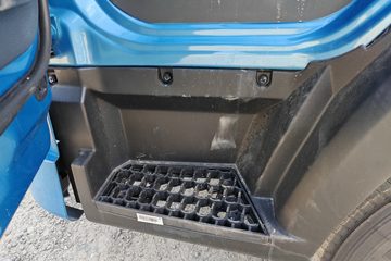 ����HOWO�Ῠ���� 4.15�׵��Ŵ��綯�����Ῠ ����ʱ��100.46kWhͼƬ