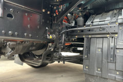 青岛解放 JH6重卡 6X4 纯电动牵引车(457桥)422.87kWh 青岛解放 JH6重卡 6X4 纯电动牵引车(457桥)422.87kWh