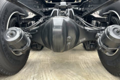 青岛解放 JH6重卡 6X4 纯电动牵引车(457桥)422.87kWh 青岛解放 JH6重卡 6X4 纯电动牵引车(457桥)422.87kWh