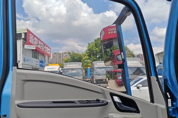 ����HOWOͳ˧ 4.15�׵��Ŵ��綯��ʽ�Ῠ ����131.98kWhͼƬ