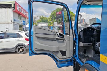 ����HOWOͳ˧ 4.15�׵��Ŵ��綯��ʽ�Ῠ ����131.98kWhͼƬ