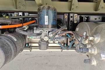 ����HOWOͳ˧ 4.15�׵��Ŵ��綯��ʽ�Ῠ ����131.98kWhͼƬ