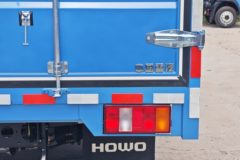 重汽HOWO统帅 4.15米单排纯电动厢式轻卡 弗迪131.98kWh