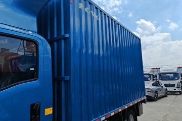 ����HOWOͳ˧ 4.15�׵��Ŵ��綯��ʽ�Ῠ ����131.98kWhͼƬ