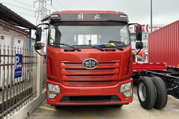 �ൺ��� JK6�п� 240���� 4X2 6.8�������ػ���ͼƬ