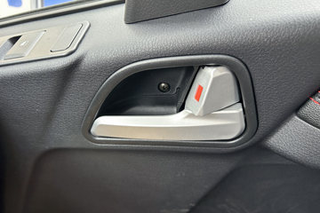 �ൺ��� JK6�п� 240���� 4X2 6.8�������ػ���ͼƬ