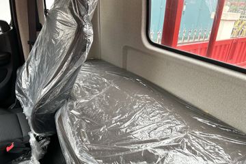 �ൺ��� JK6�п� 240���� 4X2 6.8�������ػ���ͼƬ