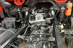 青岛解放 JK6中卡 240马力 4X2 6.8米栏板载货车