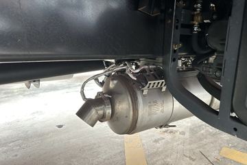 �ൺ��� JK6�п� 240���� 4X2 6.8�������ػ���ͼƬ