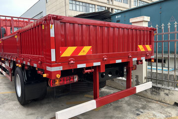 �ൺ��� JK6�п� 240���� 4X2 6.8�������ػ���ͼƬ