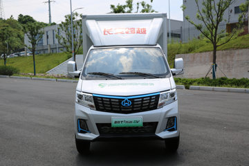 ������Խ �±�T3 PLUS EV 4X2 3.2�׵��Ŵ��綯��س� �д��º�50.38kWhͼƬ