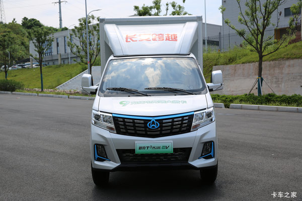 新豹T3 PLUS EV电动冷藏车限时促销中 优惠0.1万