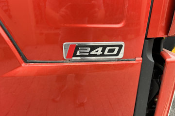 �ൺ��� JK6�п� 240���� 4X2 9.78����ʽ�ػ���ͼƬ