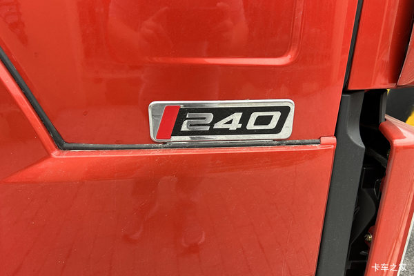 无锡市解放JK6载货车系列,打折优惠,降3万,赶快抢购!