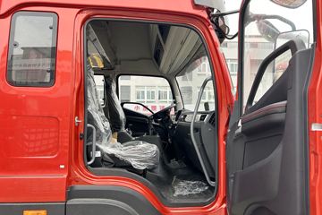 �ൺ��� JK6�п� 240���� 4X2 9.78����ʽ�ػ���ͼƬ