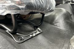 青岛解放 JK6中卡 240马力 4X2 9.78米厢式载货车