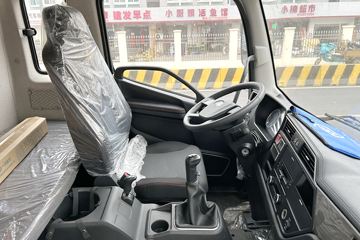 �ൺ��� JK6�п� 240���� 4X2 9.78����ʽ�ػ���ͼƬ