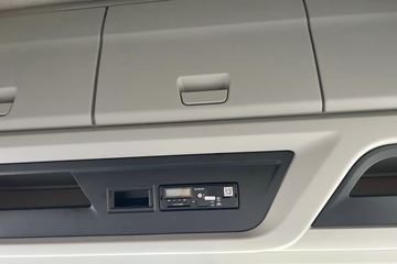 �ൺ��� JK6�п� 240���� 4X2 9.78����ʽ�ػ���ͼƬ