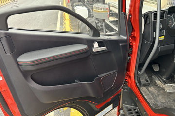 �ൺ��� JK6�п� 240���� 4X2 9.78����ʽ�ػ���ͼƬ