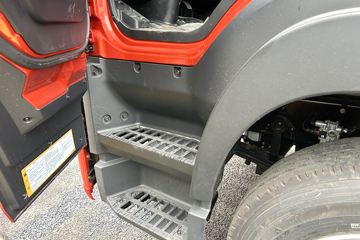 �ൺ��� JK6�п� 240���� 4X2 9.78����ʽ�ػ���ͼƬ