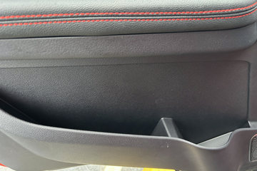 �ൺ��� JK6�п� 240���� 4X2 9.78����ʽ�ػ���ͼƬ