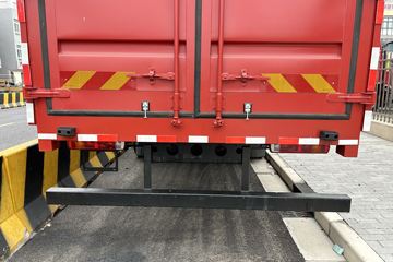 �ൺ��� JK6�п� 240���� 4X2 9.78����ʽ�ػ���ͼƬ