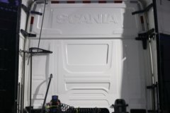 斯堪尼亚新460R 国产版 12.7L柴油 460马力 4X2 斯堪尼亚14档 AMT自动档 牵引车