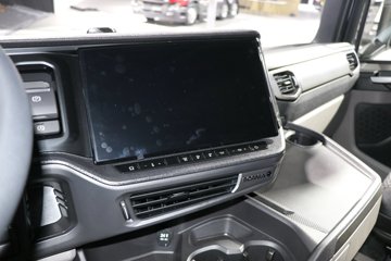 ˹��������460R ������ 12.7L���� 460���� 4X2 ˹������14�� AMT�Զ��� ǣ����ͼƬ