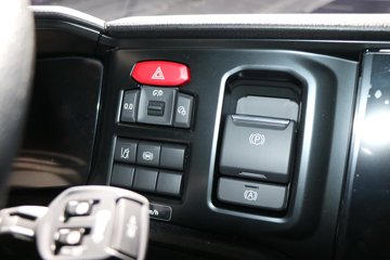 ˹��������460R ������ 12.7L���� 460���� 4X2 ˹������14�� AMT�Զ��� ǣ����ͼƬ