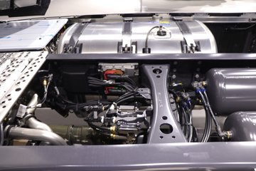 ˹��������460R ������ 12.7L���� 460���� 4X2 ˹������14�� AMT�Զ��� ǣ����ͼƬ