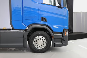 ˹������ ��500Rϵ�� ������ 12.7L���� 500���� 4X2 AMT�Զ��� �߶� ǣ����ͼƬ