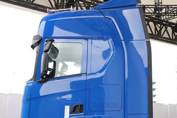 ˹������ ��500Rϵ�� ������ 12.7L���� 500���� 4X2 AMT�Զ��� �߶� ǣ����ͼƬ