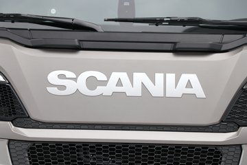 ˹������ ��500Rϵ�� ������ 12.7L���� 500���� 4X2 AMT�Զ��� �߶� ǣ����ͼƬ