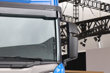 ˹������ ��500Rϵ�� ������ 12.7L���� 500���� 4X2 AMT�Զ��� �߶� ǣ����ͼƬ