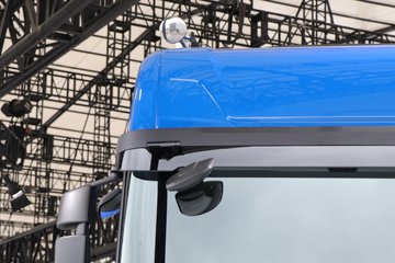 ˹������ ��500Rϵ�� ������ 12.7L���� 500���� 4X2 AMT�Զ��� �߶� ǣ����ͼƬ