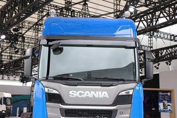 ˹������ ��500Rϵ�� ������ 12.7L���� 500���� 4X2 AMT�Զ��� �߶� ǣ����ͼƬ