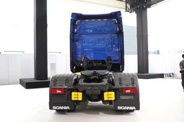 ˹������ ��500Rϵ�� ������ 12.7L���� 500���� 4X2 AMT�Զ��� �߶� ǣ����ͼƬ