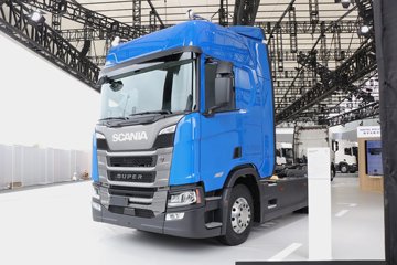 斯堪尼亚 新500R系列 国产版 12.7L柴油 500马力 4X2 AMT自动档 高顶 牵引车